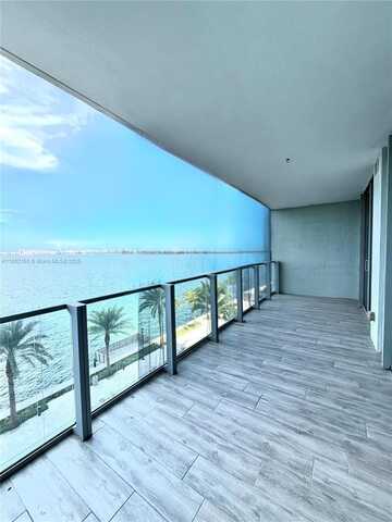 2900 NE 7th Ave, Miami, FL 33137