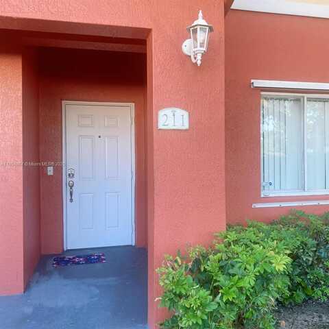 3340 Palomino Dr, Davie, FL 33024