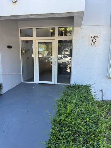 9231 SW 87th Ave, Miami, FL 33176
