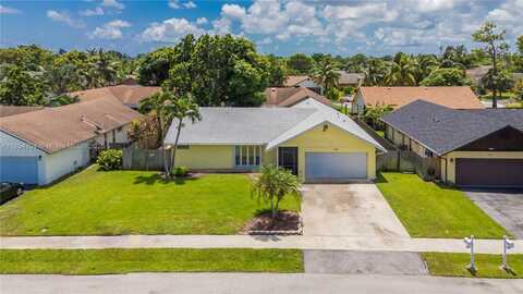 3800 NW 8th St, Delray Beach, FL 33445