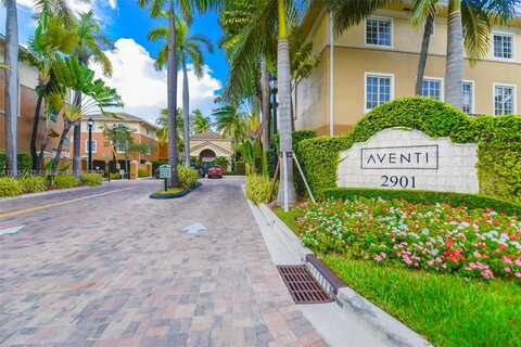 2821 NE 185th St, Aventura, FL 33180