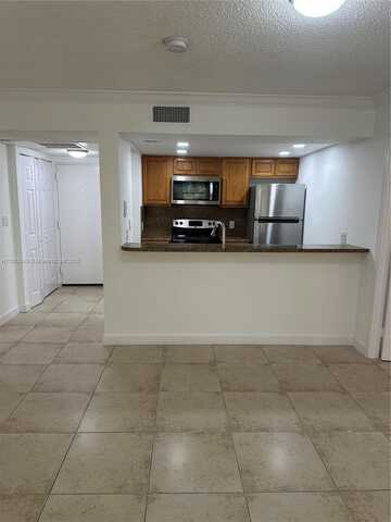 8100 Geneva Ct, Doral, FL 33166