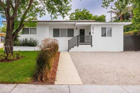 6070 SW 42nd St, Miami, FL 33155