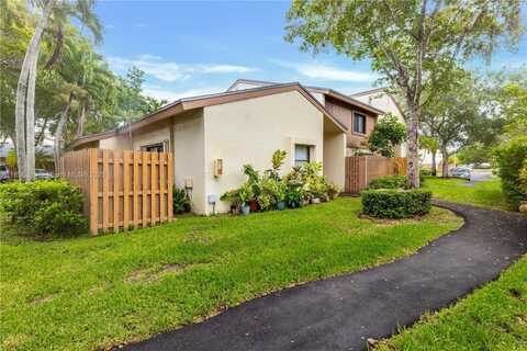 10929 SW 113th Pl, Miami, FL 33176