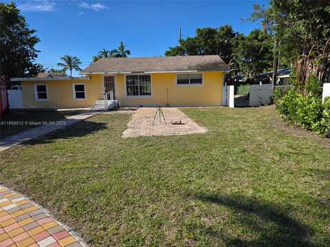 1803 Service Rd, North Palm Beach, FL 33408