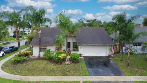 9300 NW 32nd Manor St, Sunrise, FL 33351