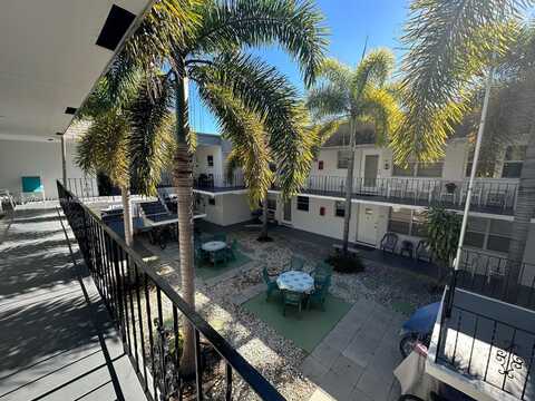 1300 N 17th Ave, Hollywood, FL 33020