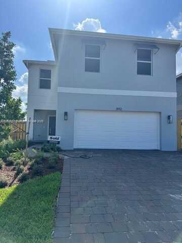 892 NW 18th Way, Pompano Beach, FL 33069