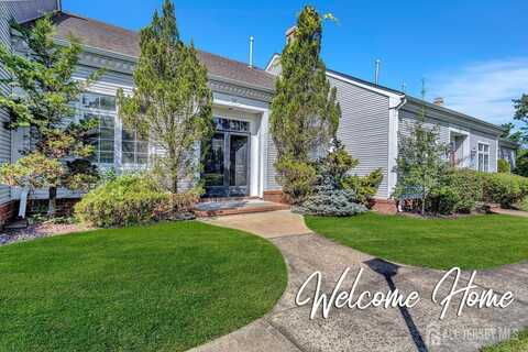 5 Chadwick Lane, Monroe, NJ 08831