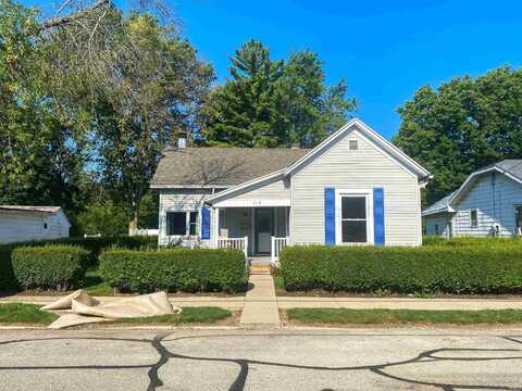 719 N West Street, Winchester, IN 47394