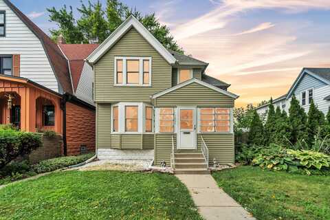 1203 S 49th St, West Milwaukee, WI 53214