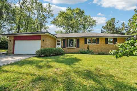 S63w15789 College Ave, Muskego, WI 53150