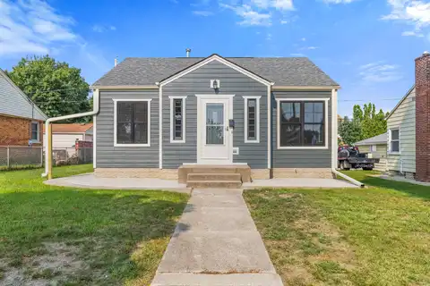 3263 S 22nd St, Milwaukee, WI 53215
