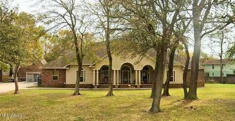 4222 Ingalls Avenue, Pascagoula, MS 39581