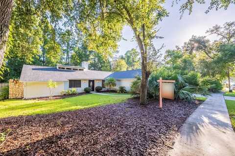 205 HICKORY DRIVE, LONGWOOD, FL 32779