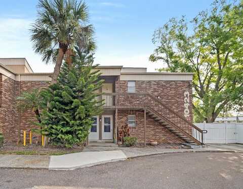 10423 CARROLLBROOK CIRCLE, TAMPA, FL 33618