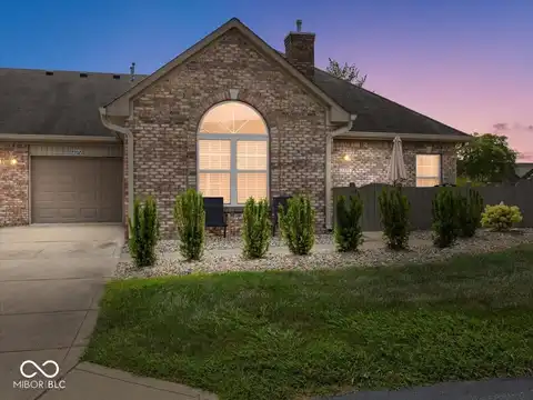 2370 Steeple Chase, Shelbyville, IN 46176