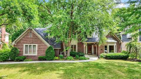 9015 Admirals Pointe Drive, Indianapolis, IN 46236