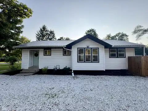 19977 Brick Road, South Bend, IN 46637
