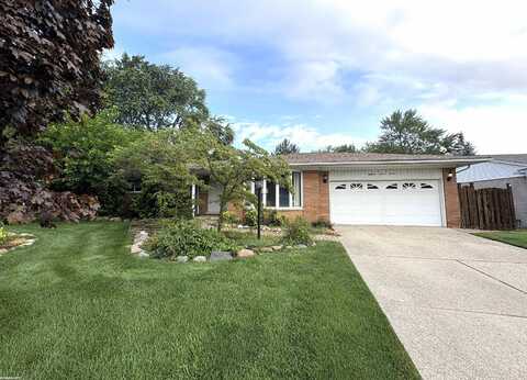 18711 N Nunneley, Clinton Township, MI 48036