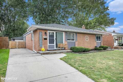 23548 Recreation, Saint Clair Shores, MI 48082