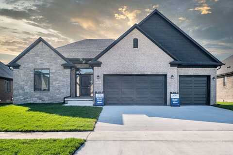16930 Glenhurst, Macomb, MI 48044