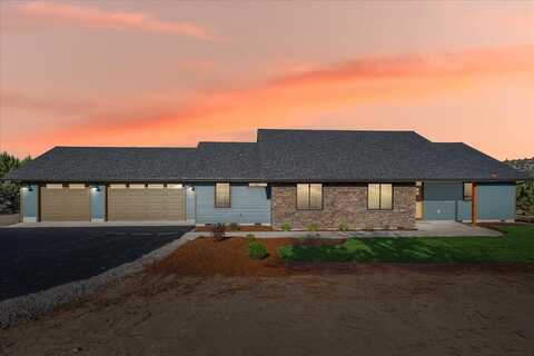13055 SE Ethan Loop, Prineville, OR 97754