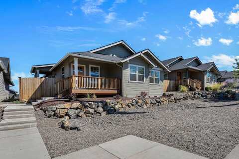 3351 W Antler Avenue, Redmond, OR 97756