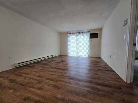 80 Stanton St, Worcester, MA 01605