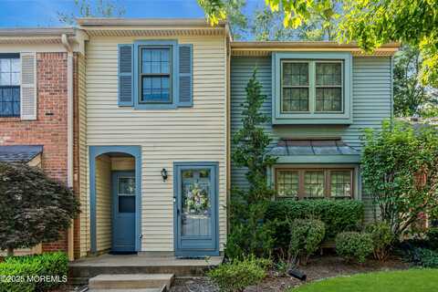 71 Bradford Court, Matawan, NJ 07747