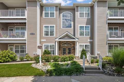 517 Saint Andrews Place, Manalapan, NJ 07726