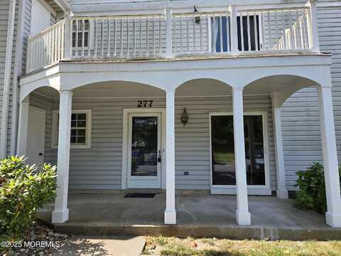 277 Tulip Lane, Freehold, NJ 07728