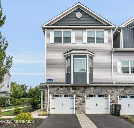 33 Emily Court, Hazlet, NJ 07730