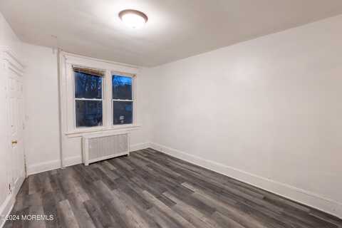 110 Rector Street, Perth Amboy, NJ 08862