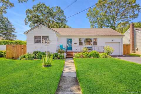 214 Cypress Street, Massapequa Park, NY 11762