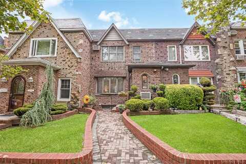64-83 83rd Place, Middle Village, NY 11379