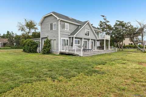 5 Bay Road, East Patchogue, NY 11772