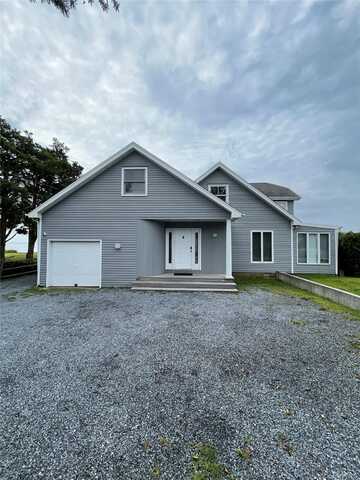 5 Bay Road, East Patchogue, NY 11772