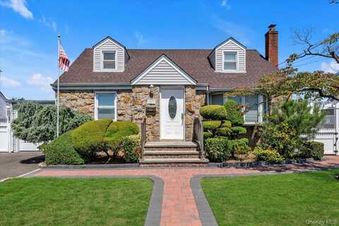 2573 7th Avenue, East Meadow, NY 11554