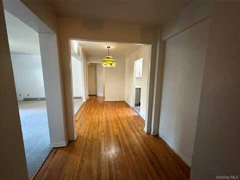 30 Ehrbar ave, Fleetwood, NY 10552
