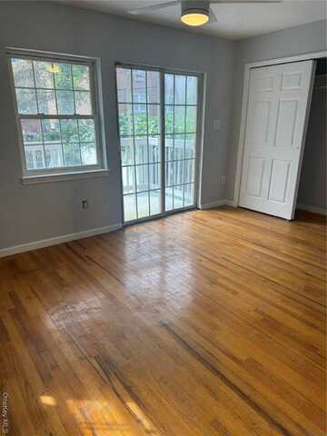 88-30 moline, Bellerose, NY 11427