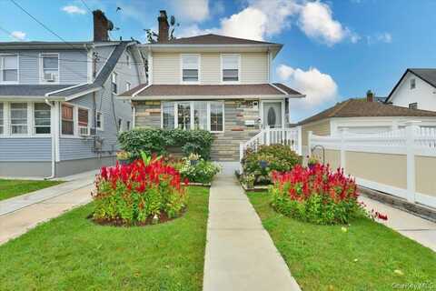 224-12 93 Avenue, Queens Village, NY 11428