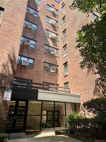 140-21 31 Road, Flushing, NY 11354