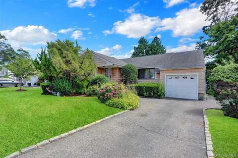 70 Pittsburgh Avenue, Massapequa, NY 11758