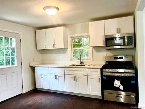 3036 Route 6, Slate Hill, NY 10973
