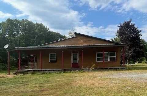 7 Thomas Road, Sangerville, ME 04479