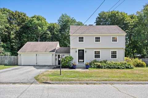 6 Chambers Road, Cape Elizabeth, ME 04107
