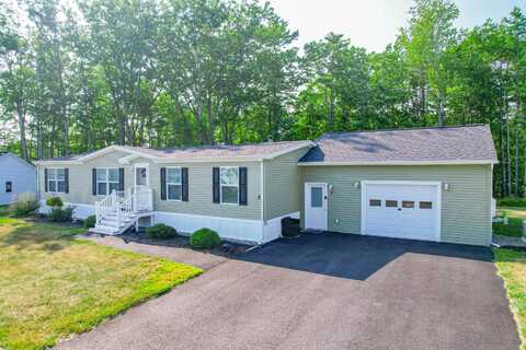 5 Trent Drive, Lisbon, ME 04250