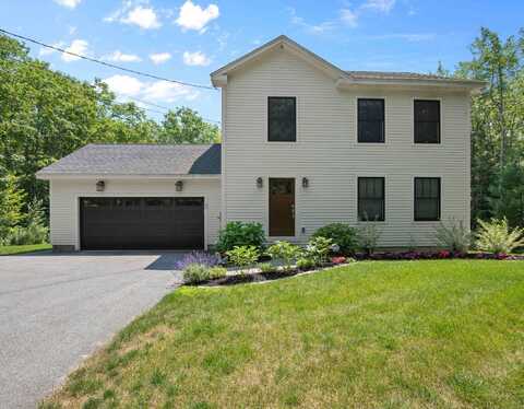 49 Hadlock Road, Falmouth, ME 04105
