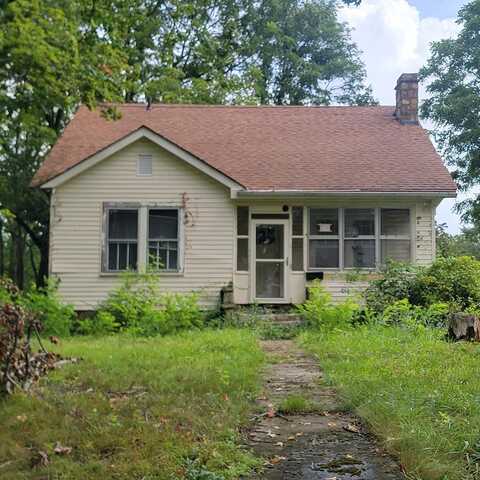 2121 Fulton, BLUEFIELD, WV 24740